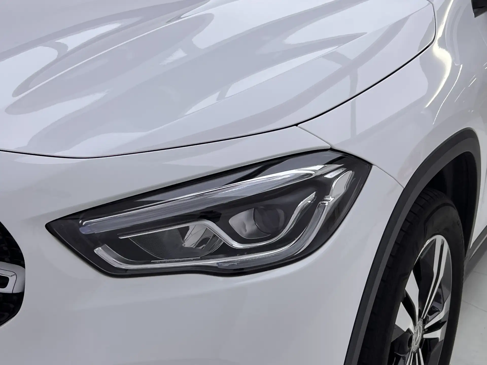 Mercedes-Benz GLA 200, 2021 8