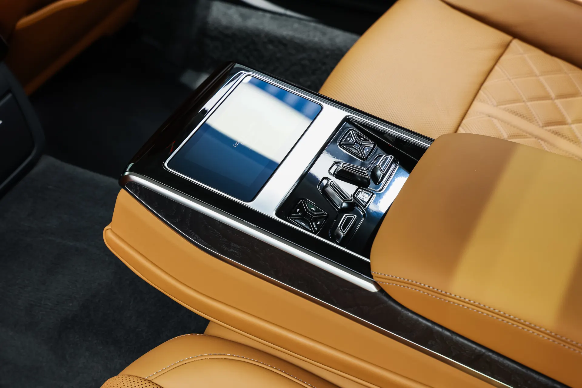 Audi A8L 50 TFSI, 2024 22