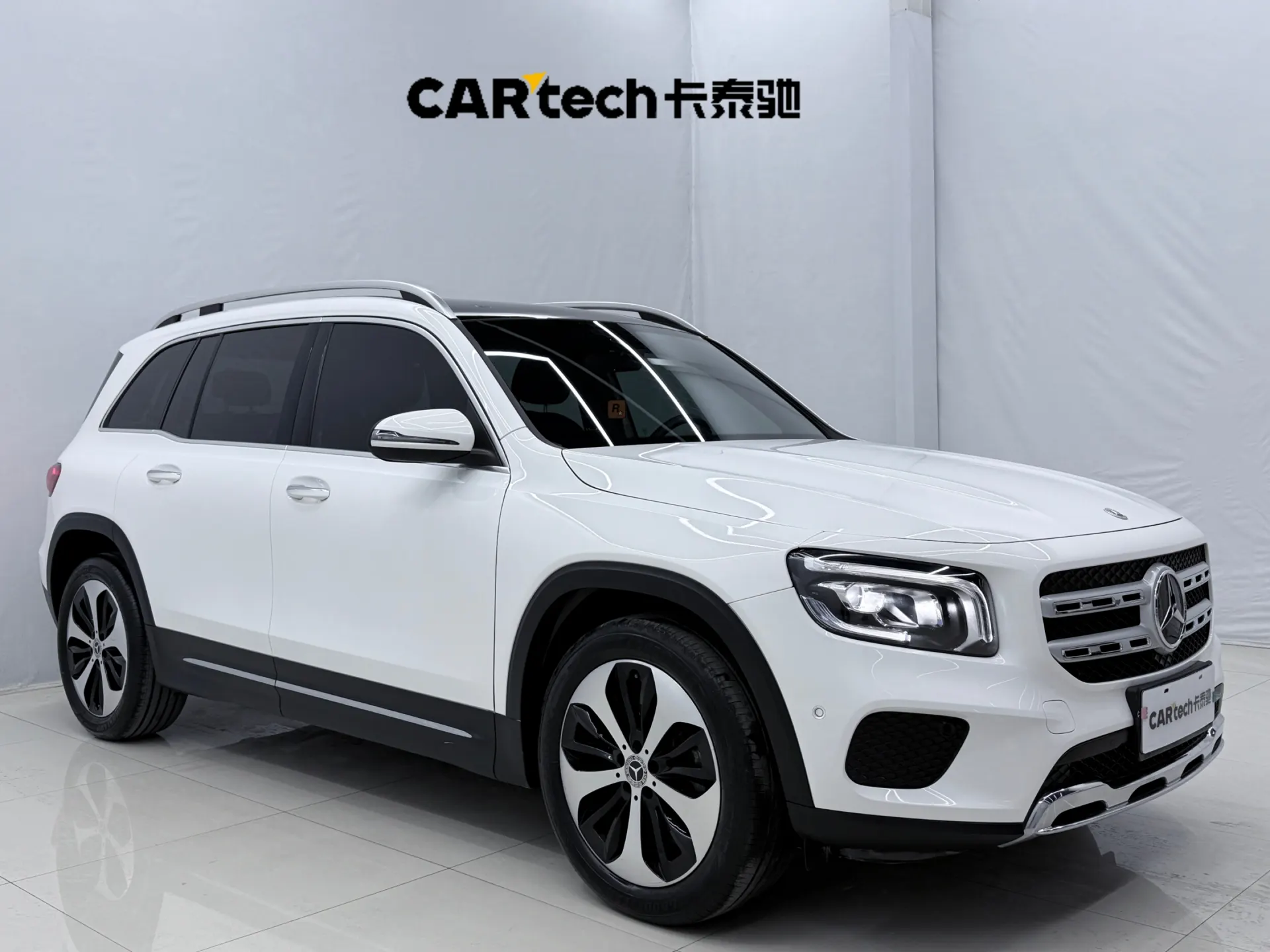 Mercedes-Benz GLB, 2023 2
