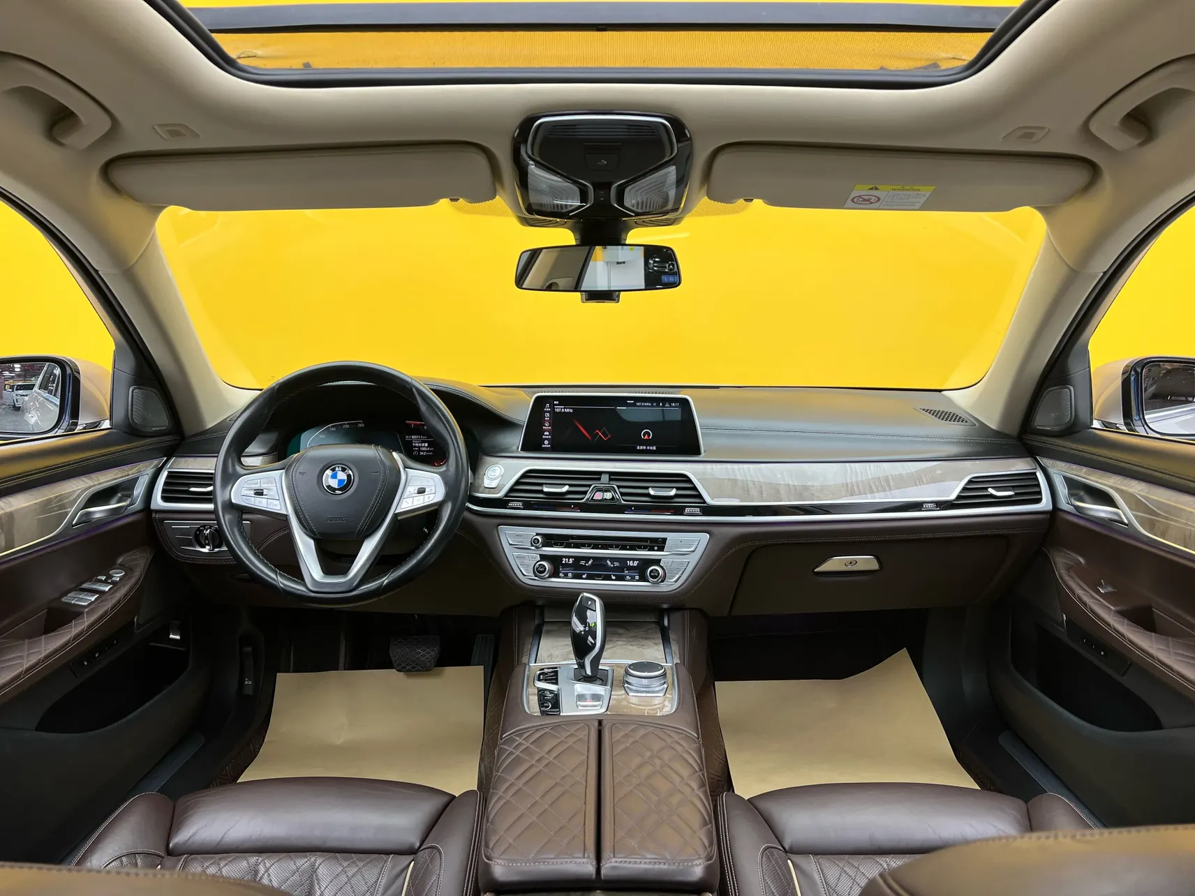 BMW 740Li, 2020 36