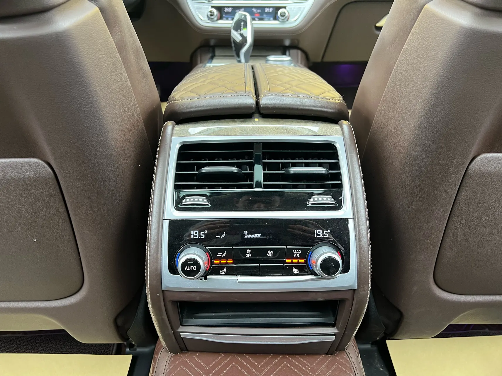 BMW 740Li, 2020 23