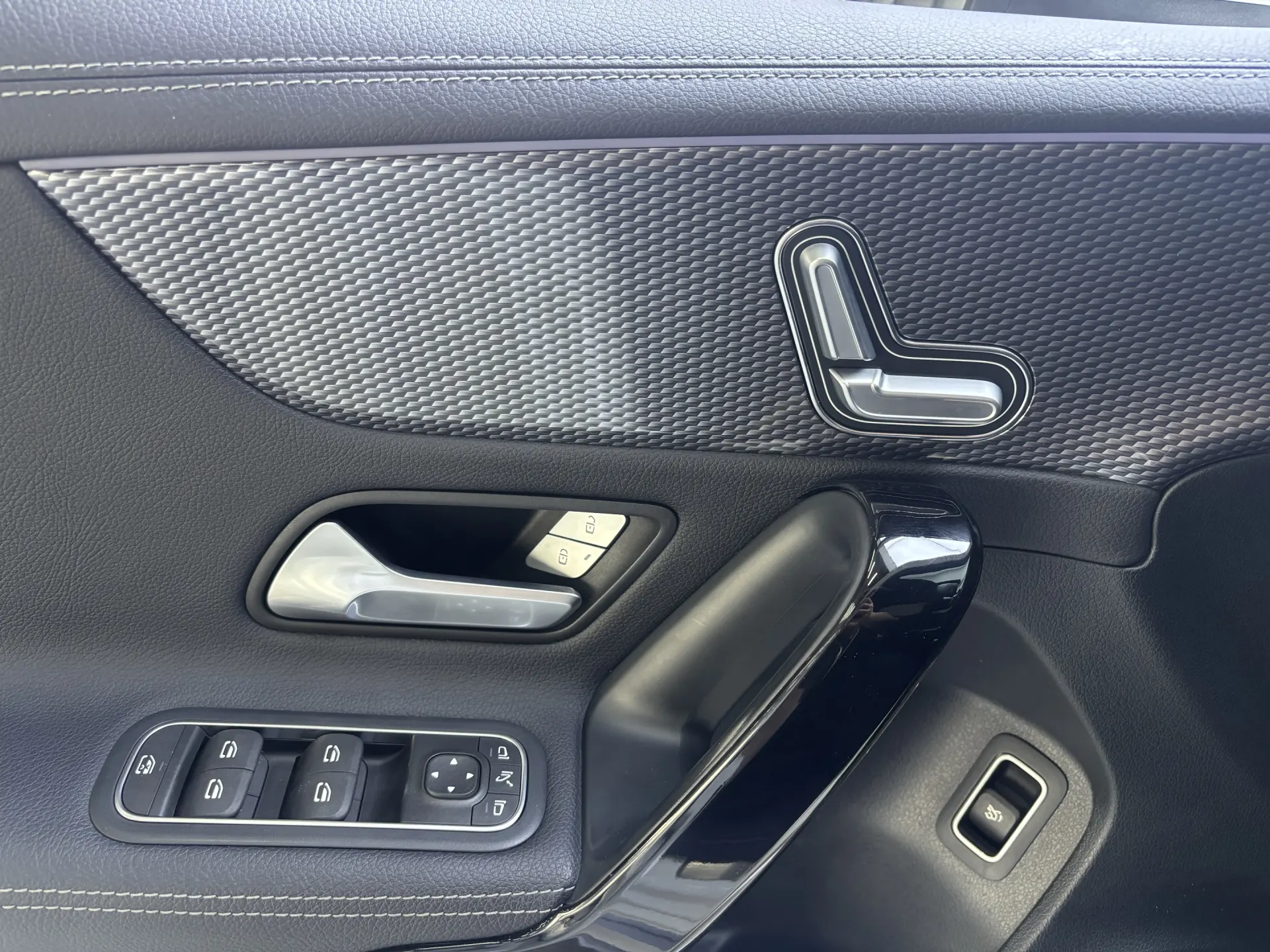 Mercedes-Benz A 200 L, 2021 15