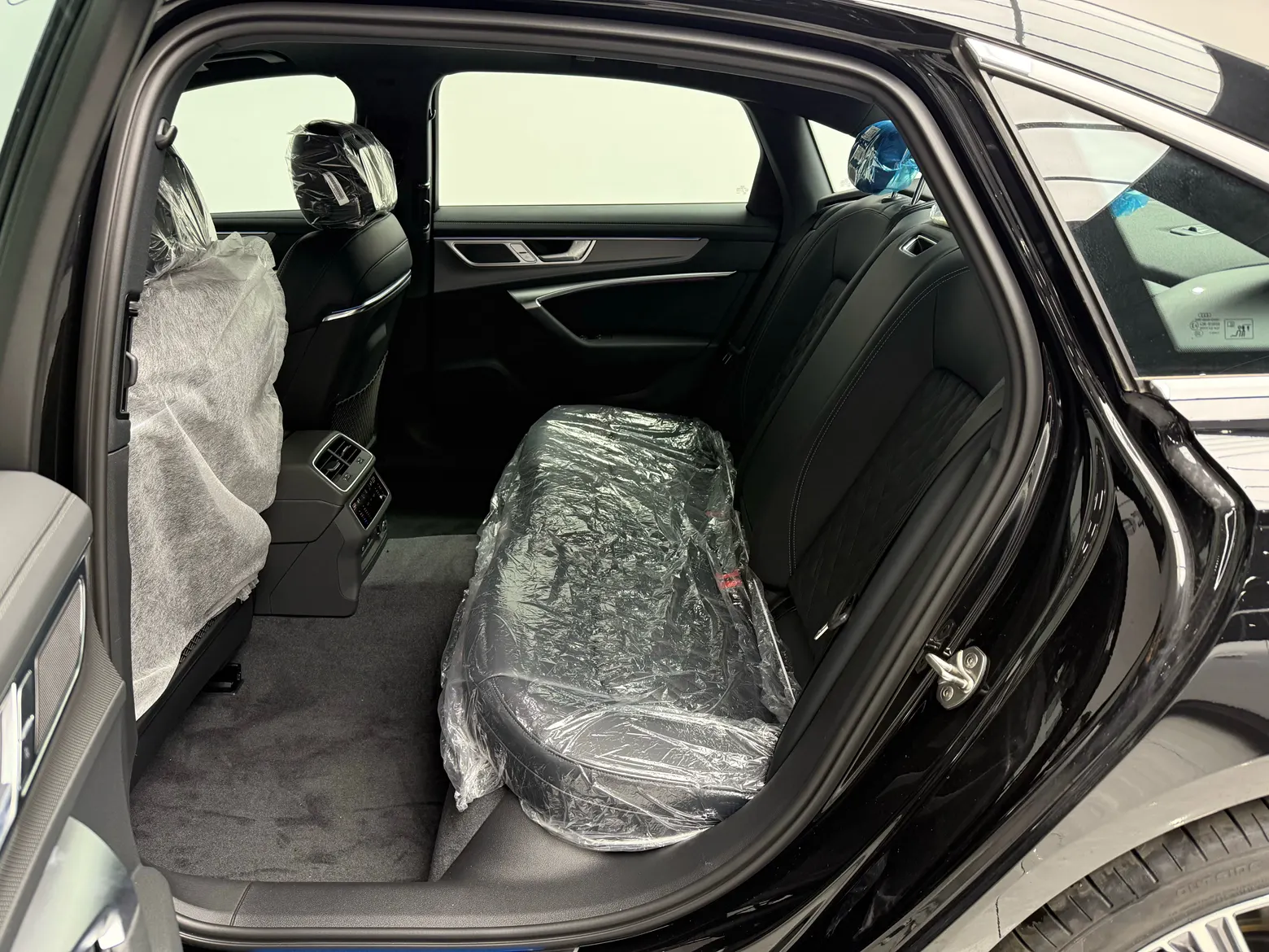 Audi A6L 45 TFSI, 2026 13