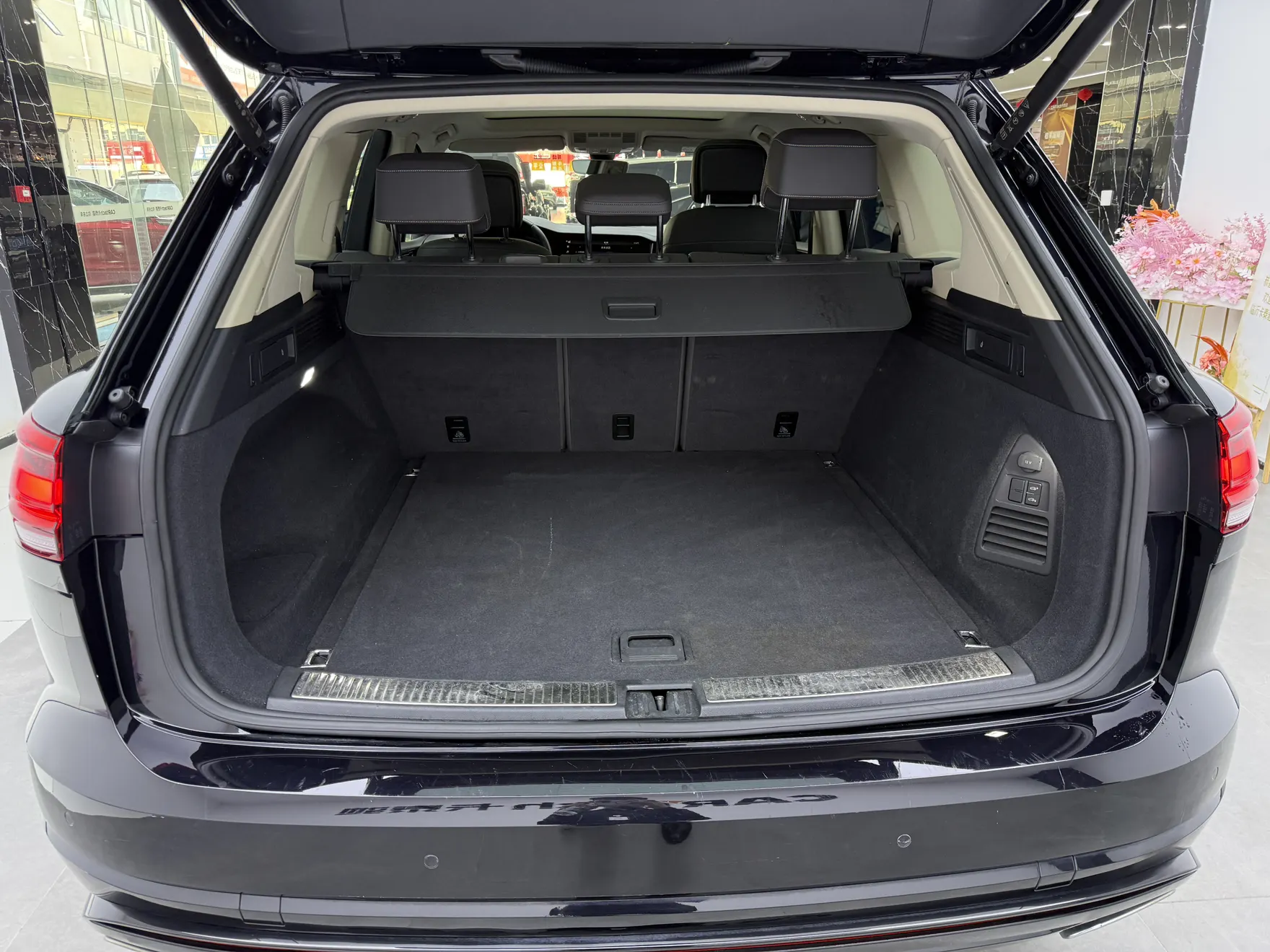 Volkswagen Touareg, 2022 4