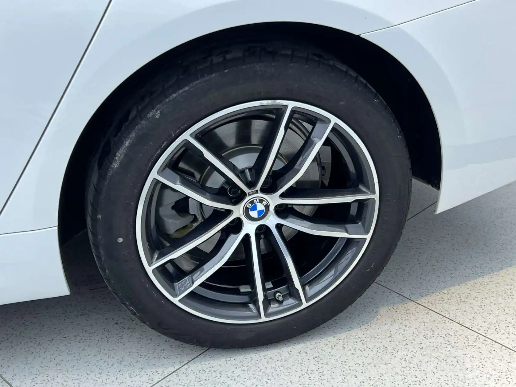 BMW 525Li, 2022 30