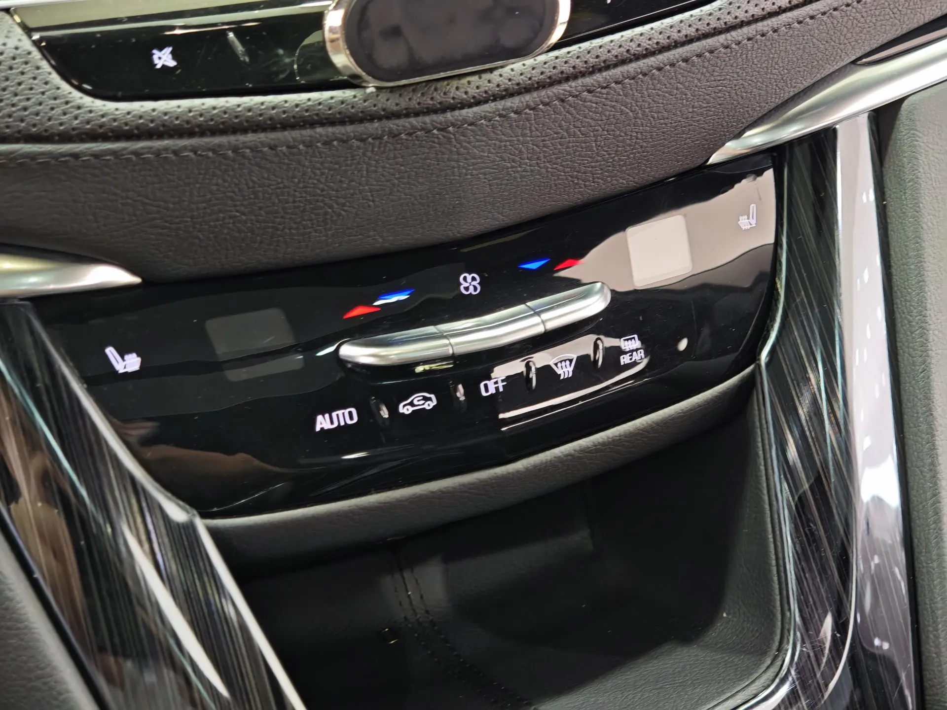 Cadillac XT5, 2024 17