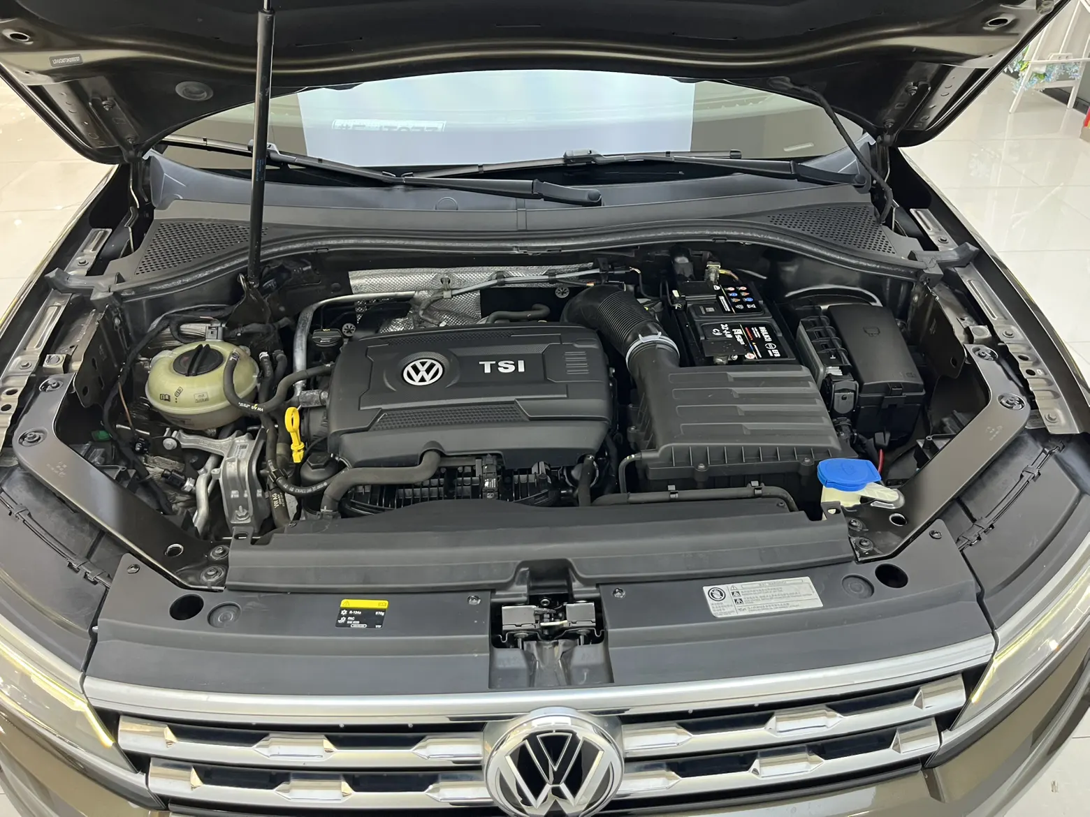 Volkswagen Tiguan L, 2017 9