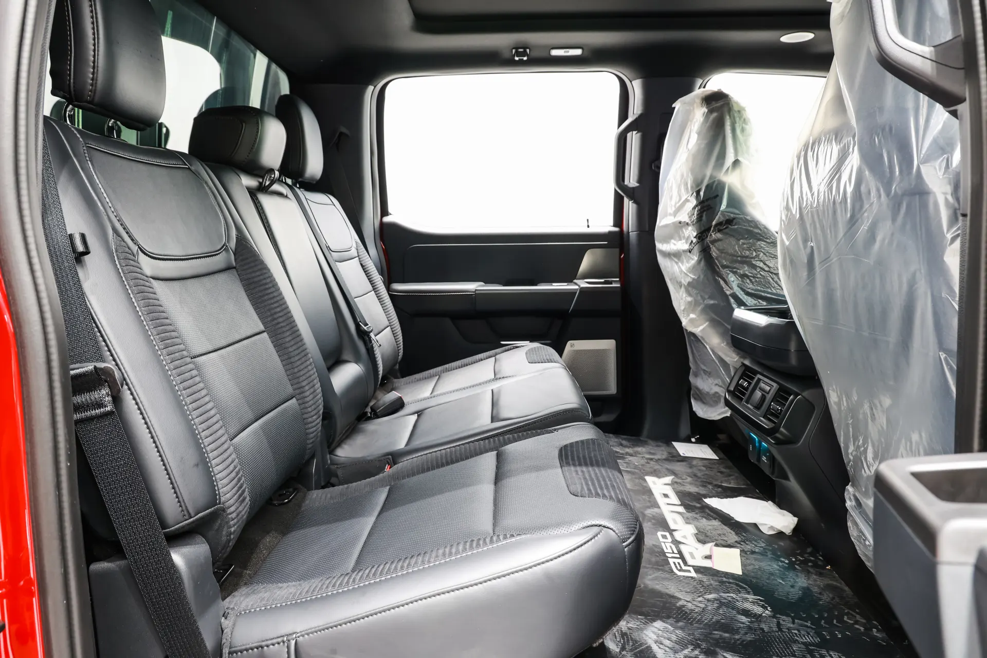 Ford F-150, 2023 12