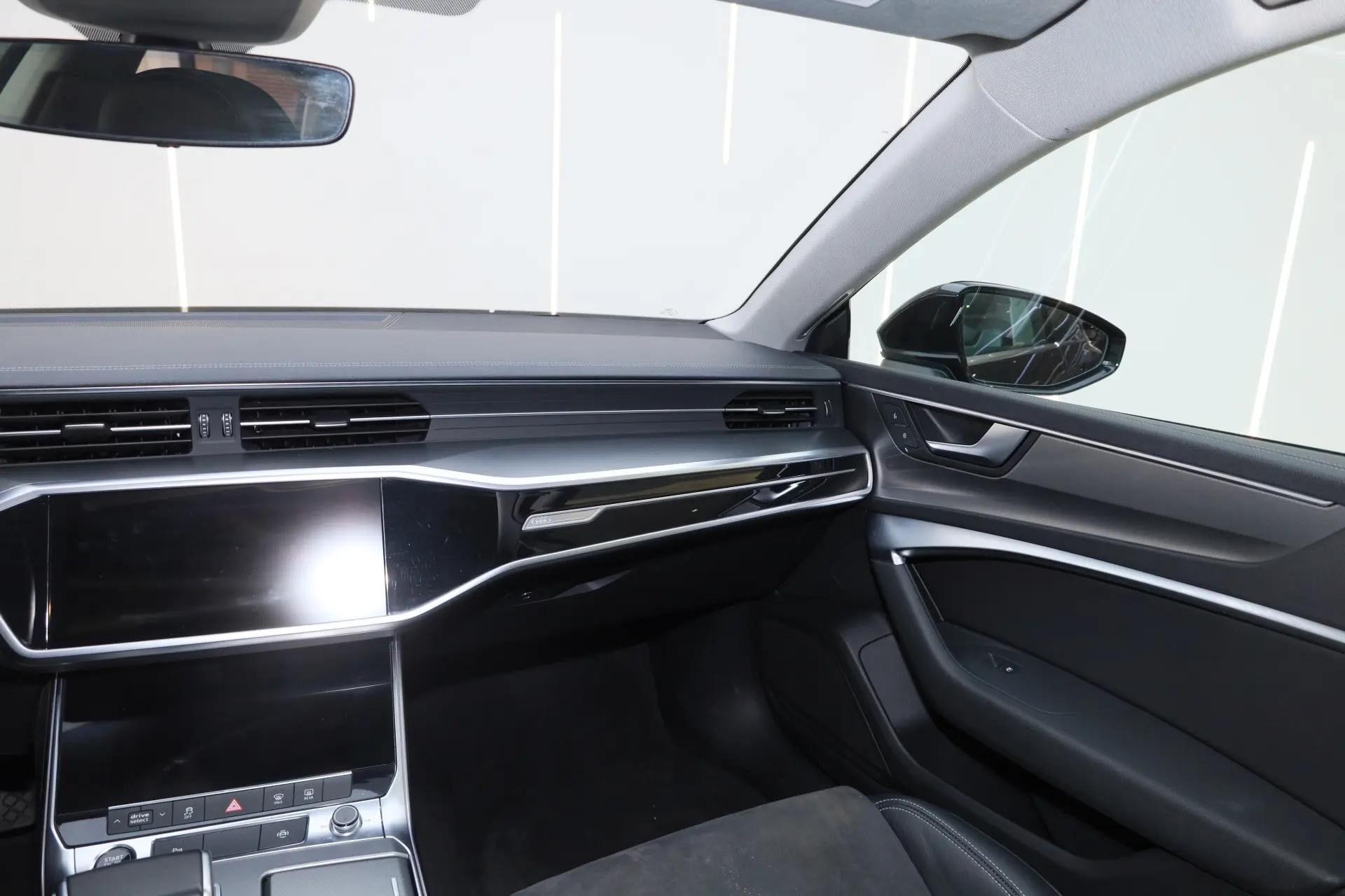 Audi A7L 45 TFSI, 2024 31