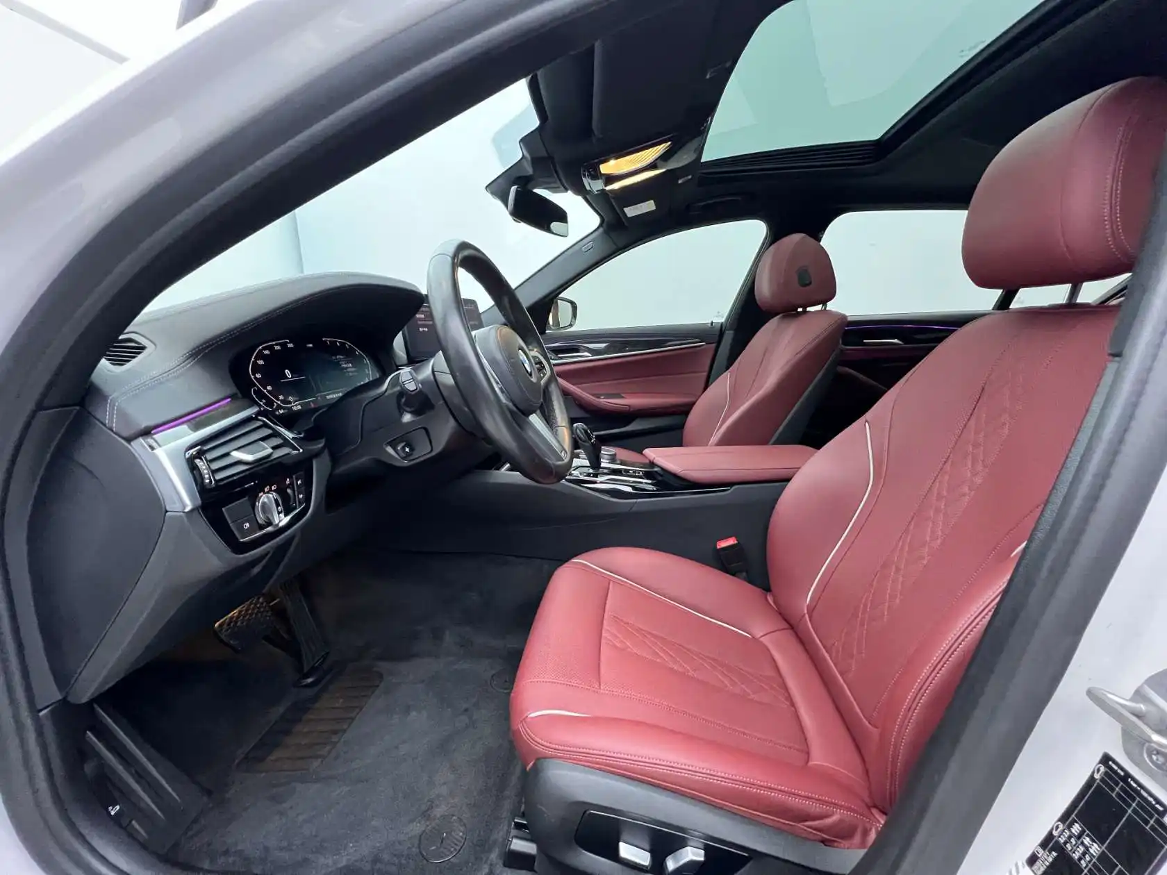 BMW 525Li, 2022 10