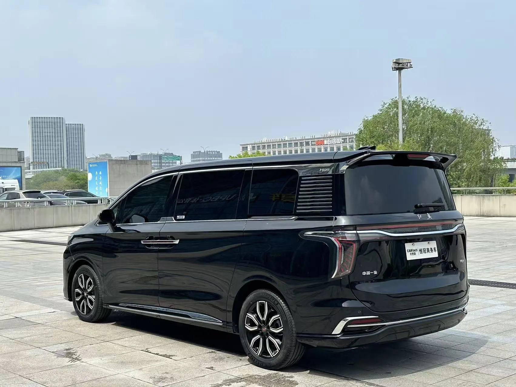 Hongqi HQ9, 2024 6