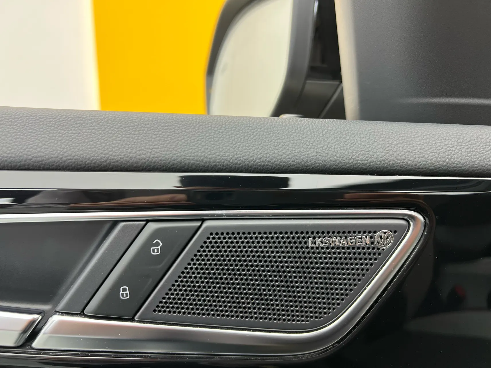 Volkswagen Teramont X, 2024 26