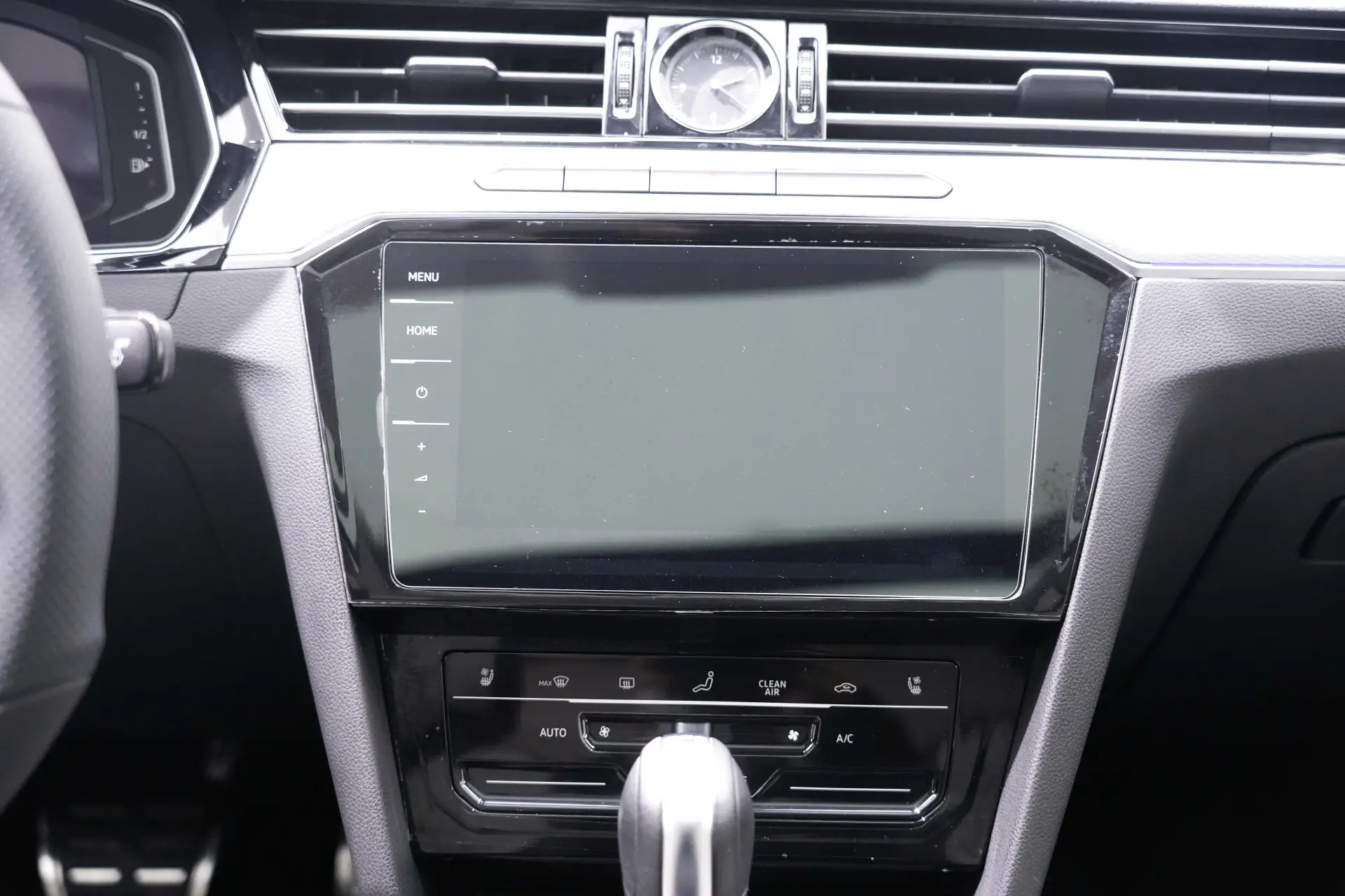 Volkswagen Magotan, 2023 24
