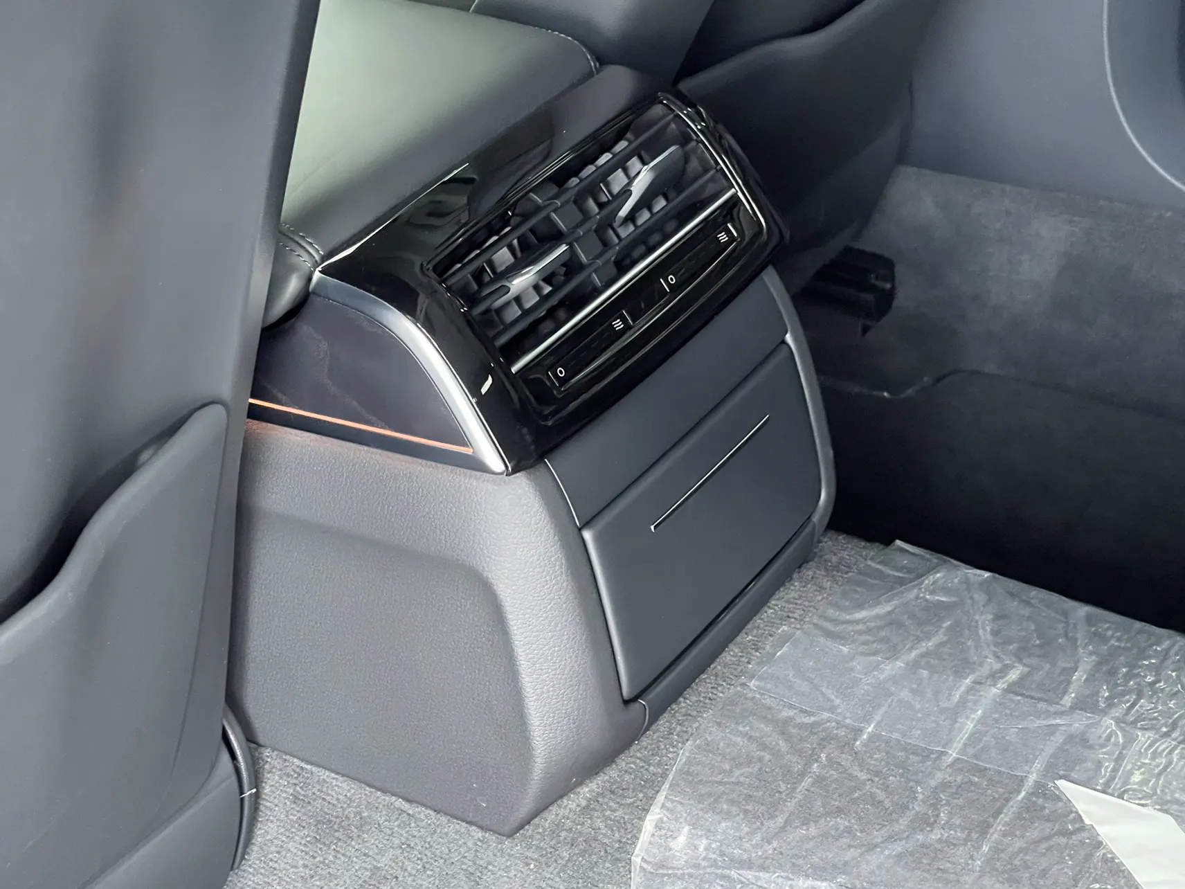 Audi A8L 50 TFSI, 2020 25