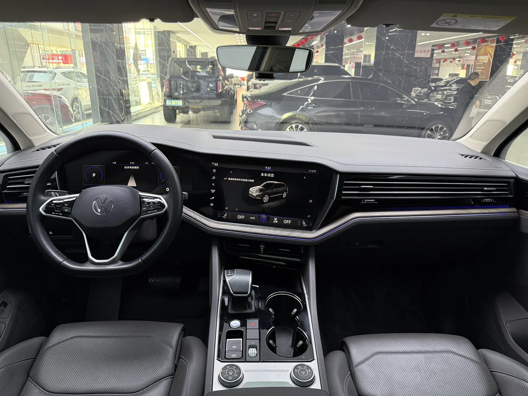 Volkswagen Touareg, 2022 14