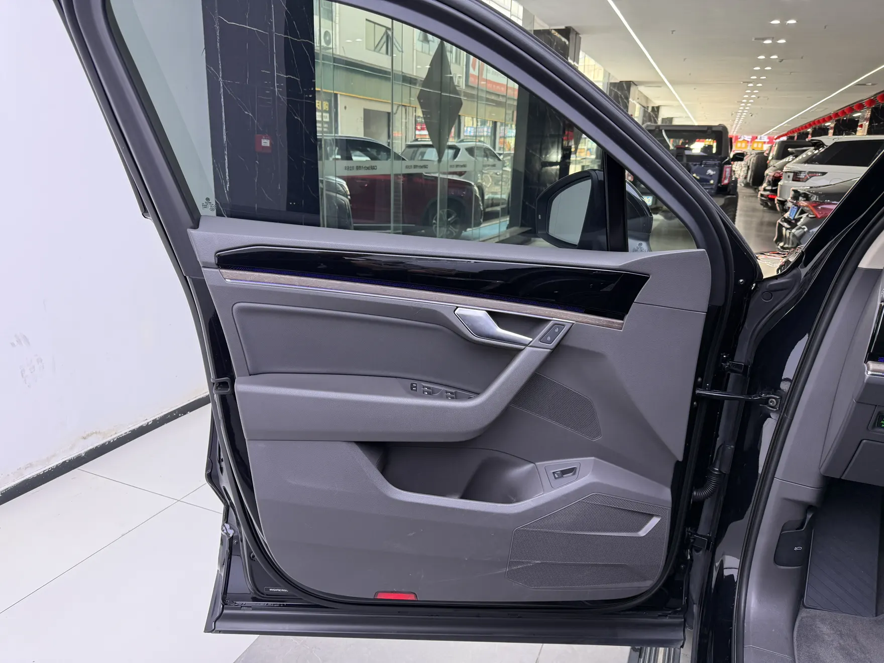 Volkswagen Touareg, 2022 22