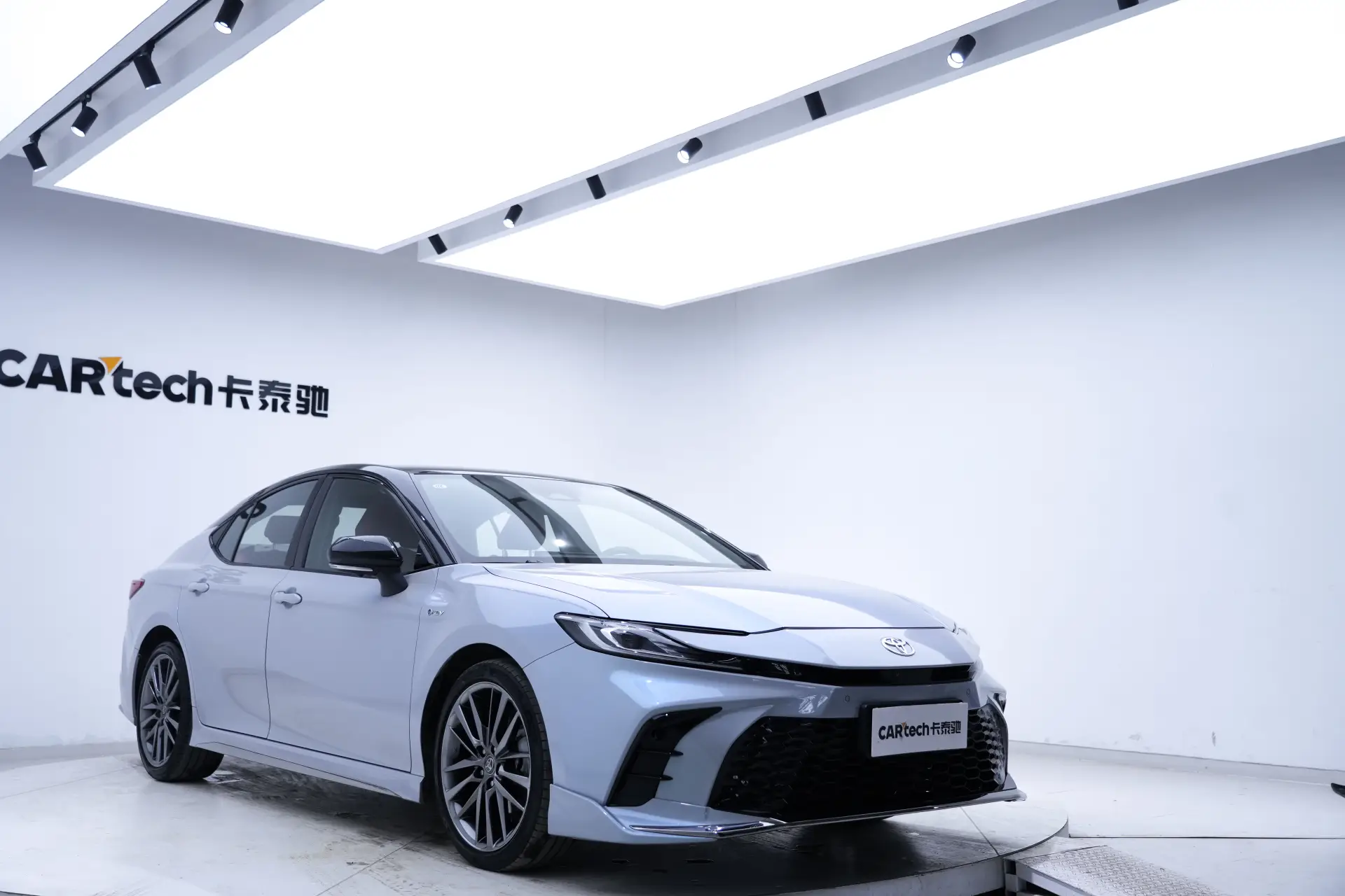 Toyota Camry, 2024 2