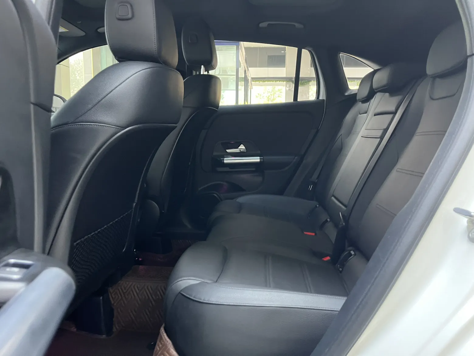 Mercedes-Benz GLA 220, 2022 15