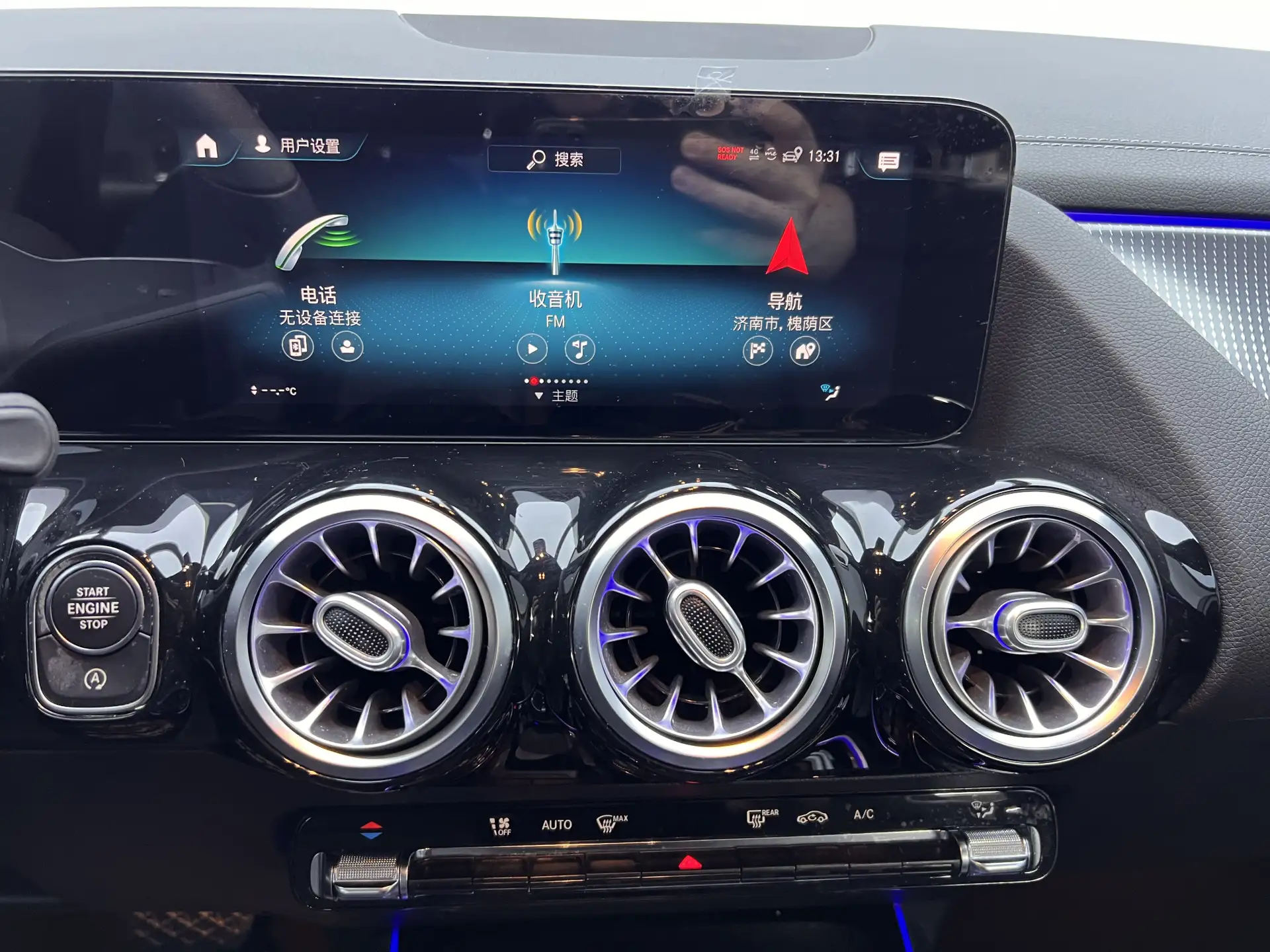 Mercedes-Benz GLA 200, 2021 26