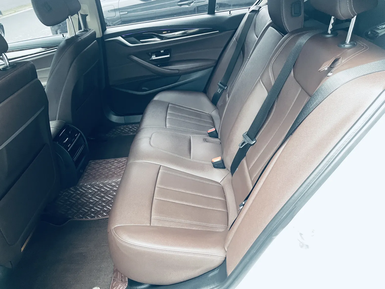 BMW 525Li, 2019 11
