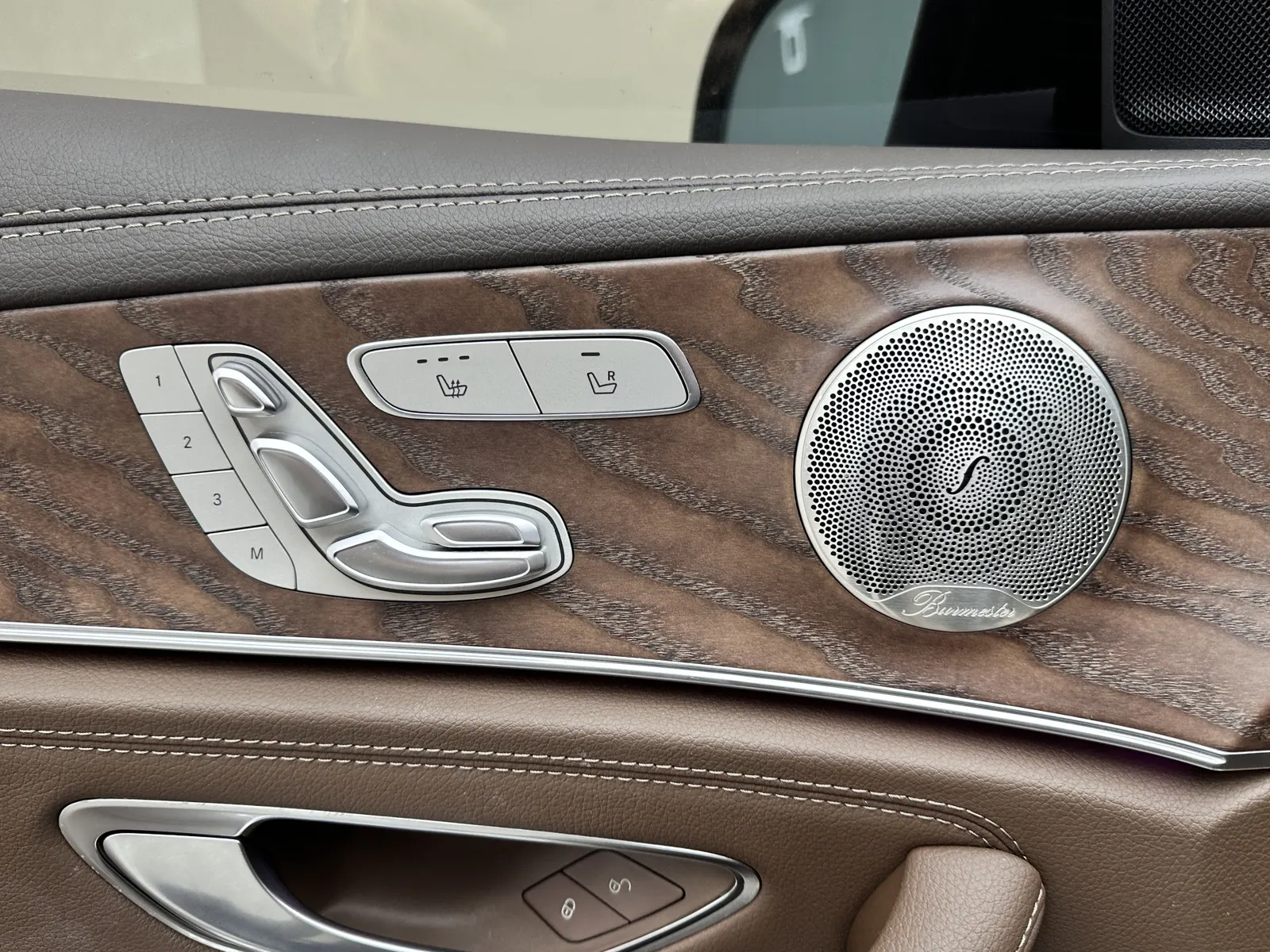 Mercedes-Benz E 300 L, 2023 15
