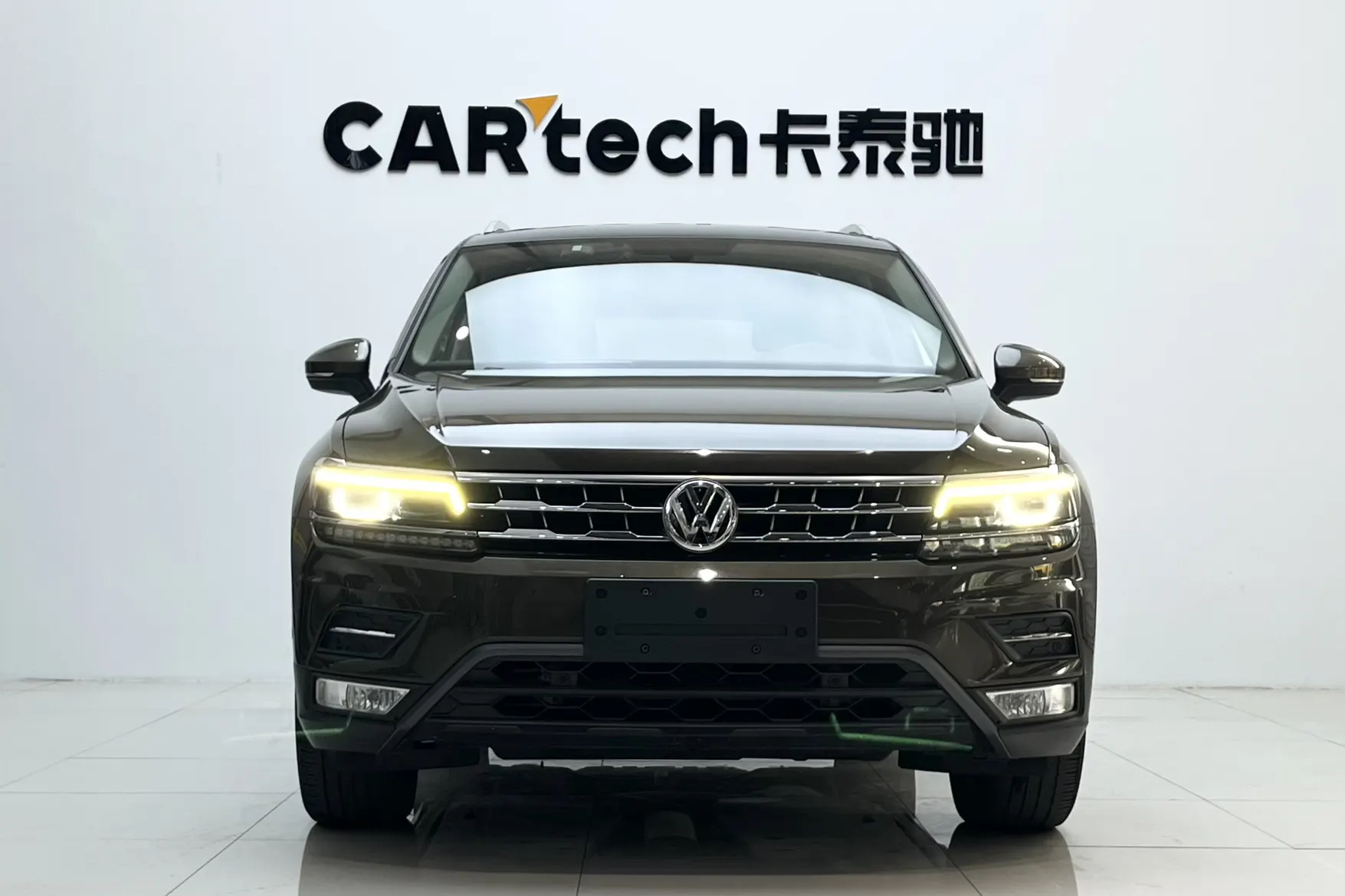 Volkswagen Tiguan L, 2017 2