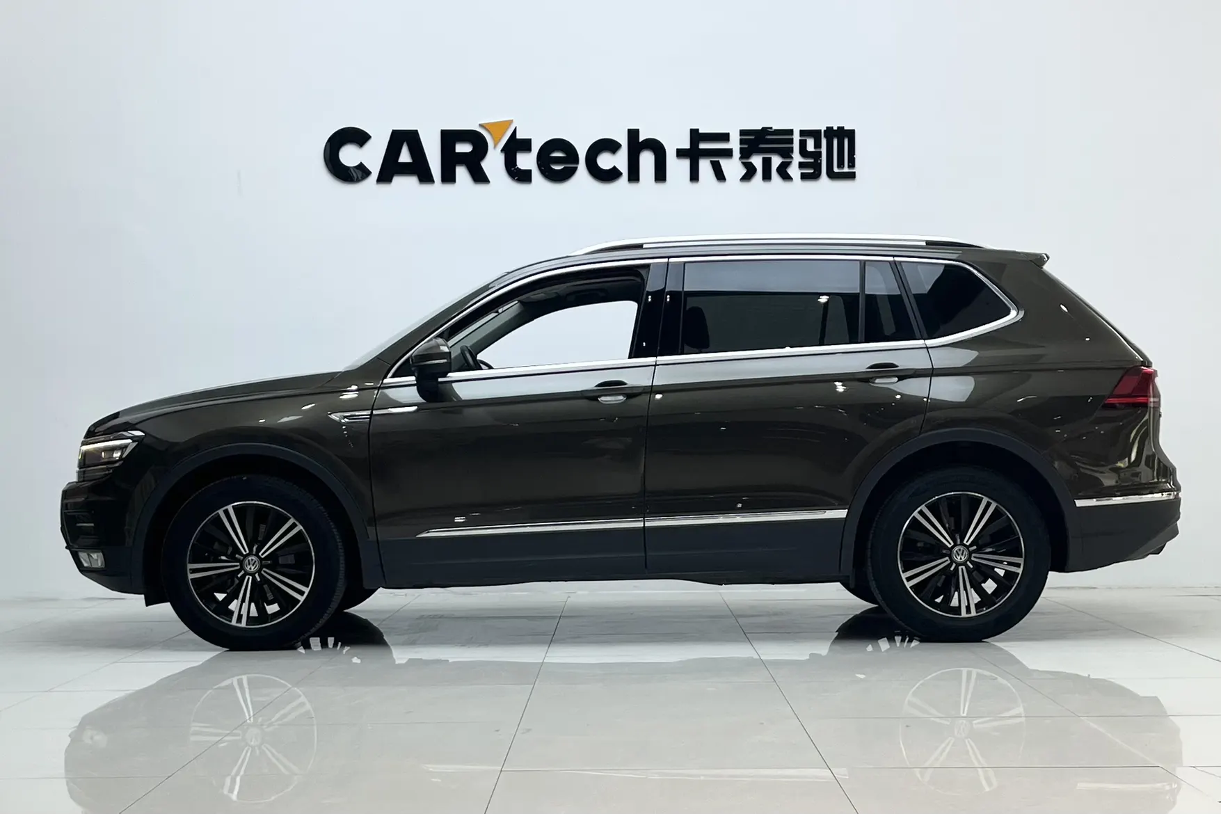 Volkswagen Tiguan L, 2017 все фото