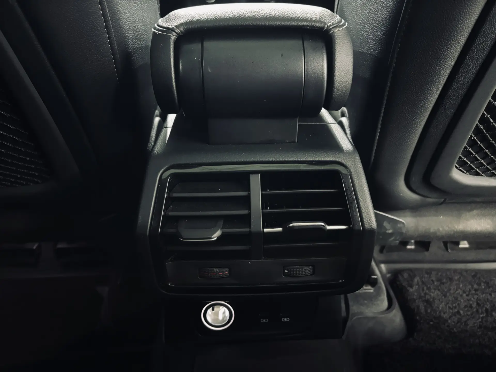 Audi Q3 40 TFSI, 2021 28