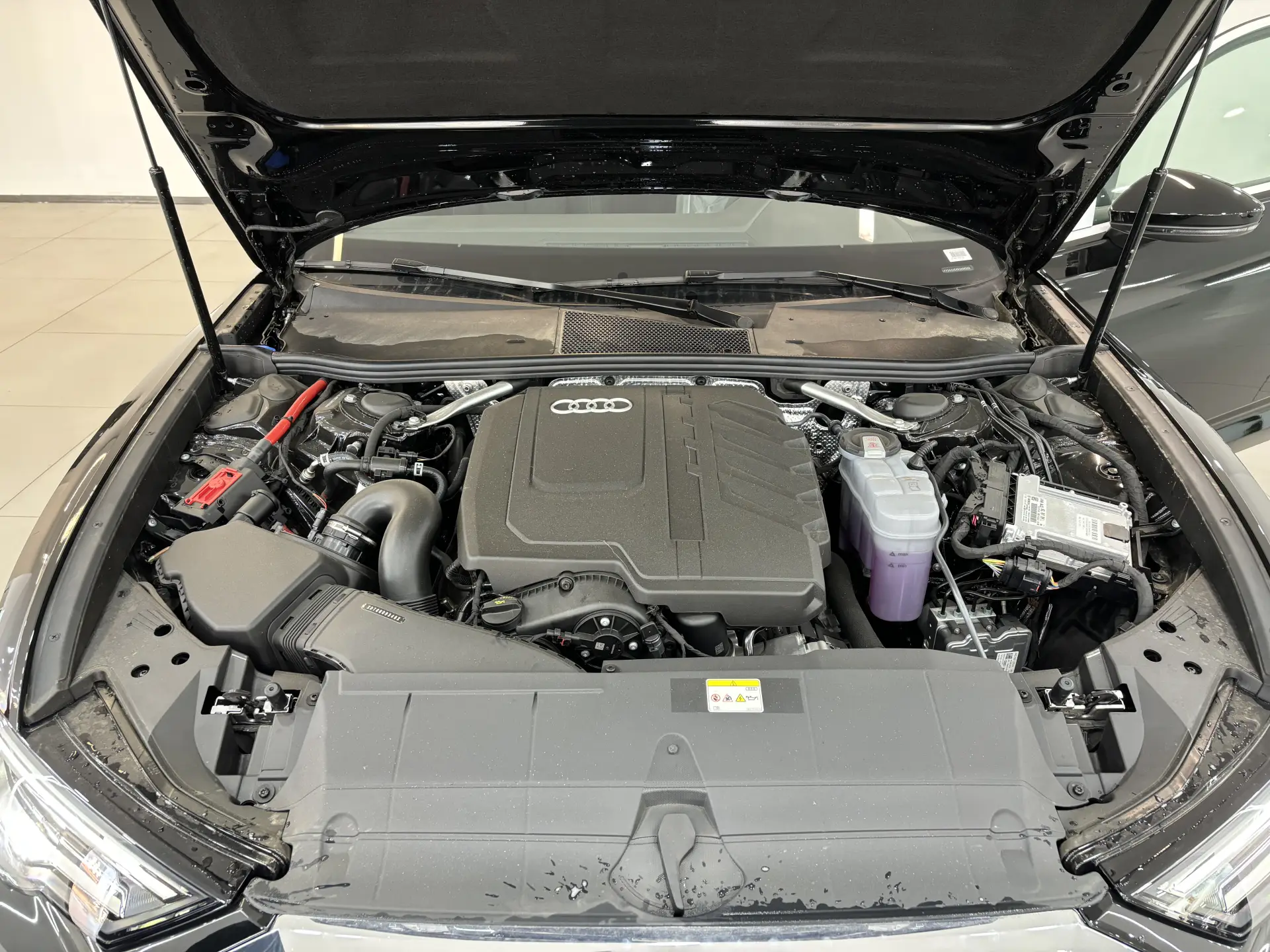 Audi A6L 40 TFSI, 2025 24
