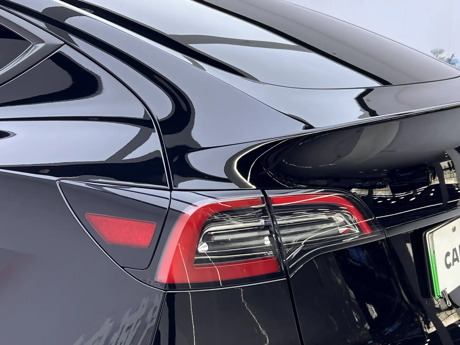 Tesla Model Y, 2022 10
