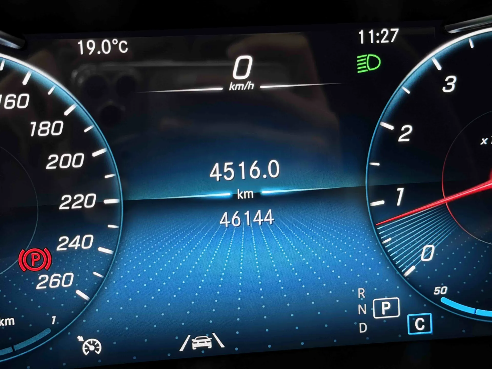 Mercedes-Benz GLC 300 L, 2021 11