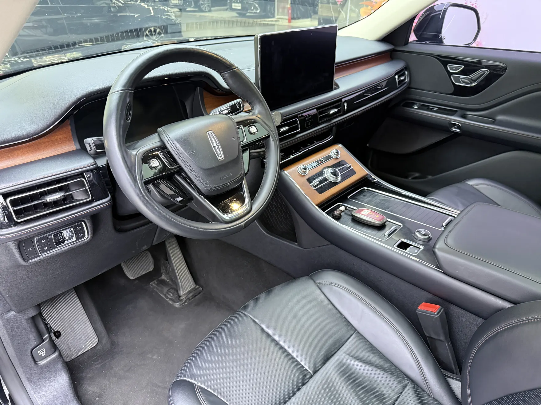 Lincoln Aviator, 2021 14