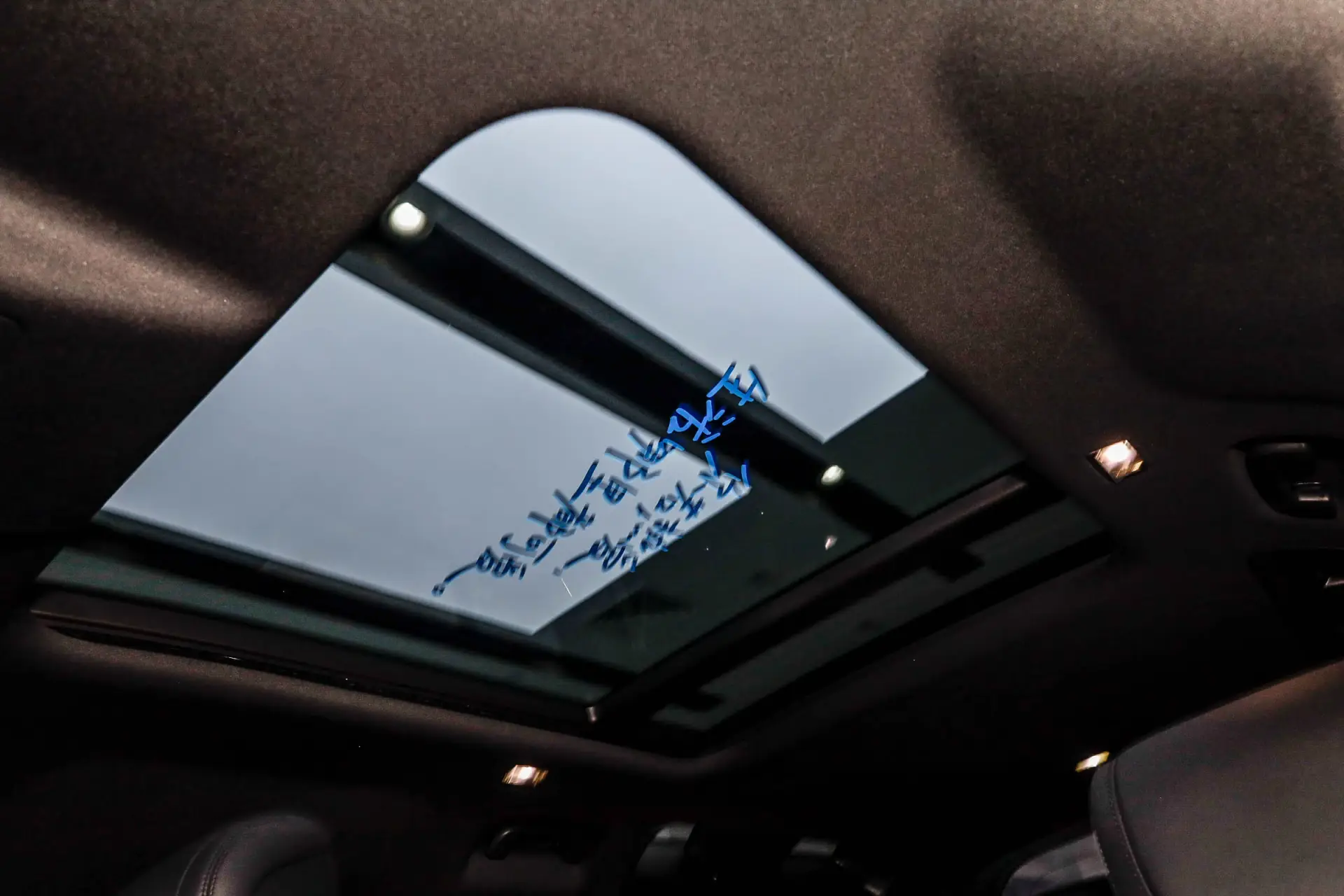 Land Rover Defender, 2024 24