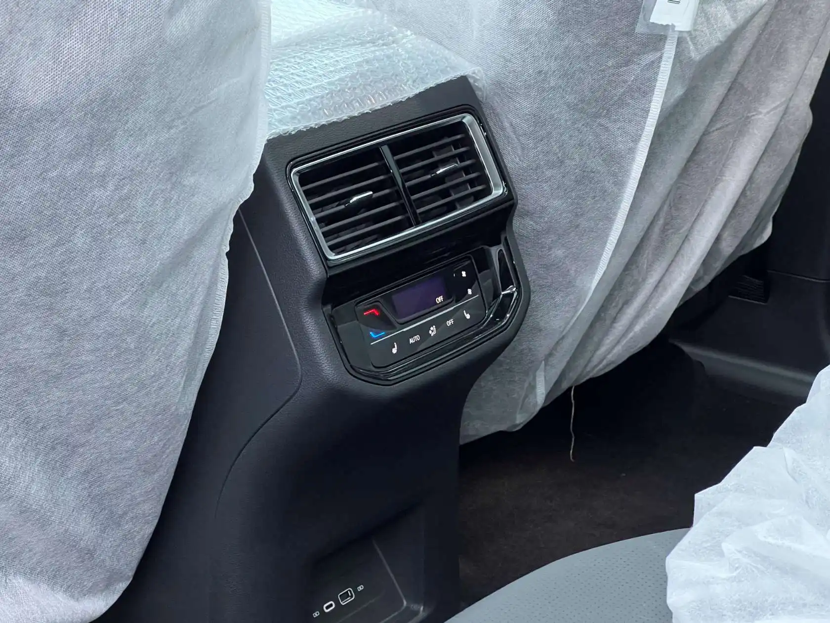 Volkswagen Teramont, 2025 16
