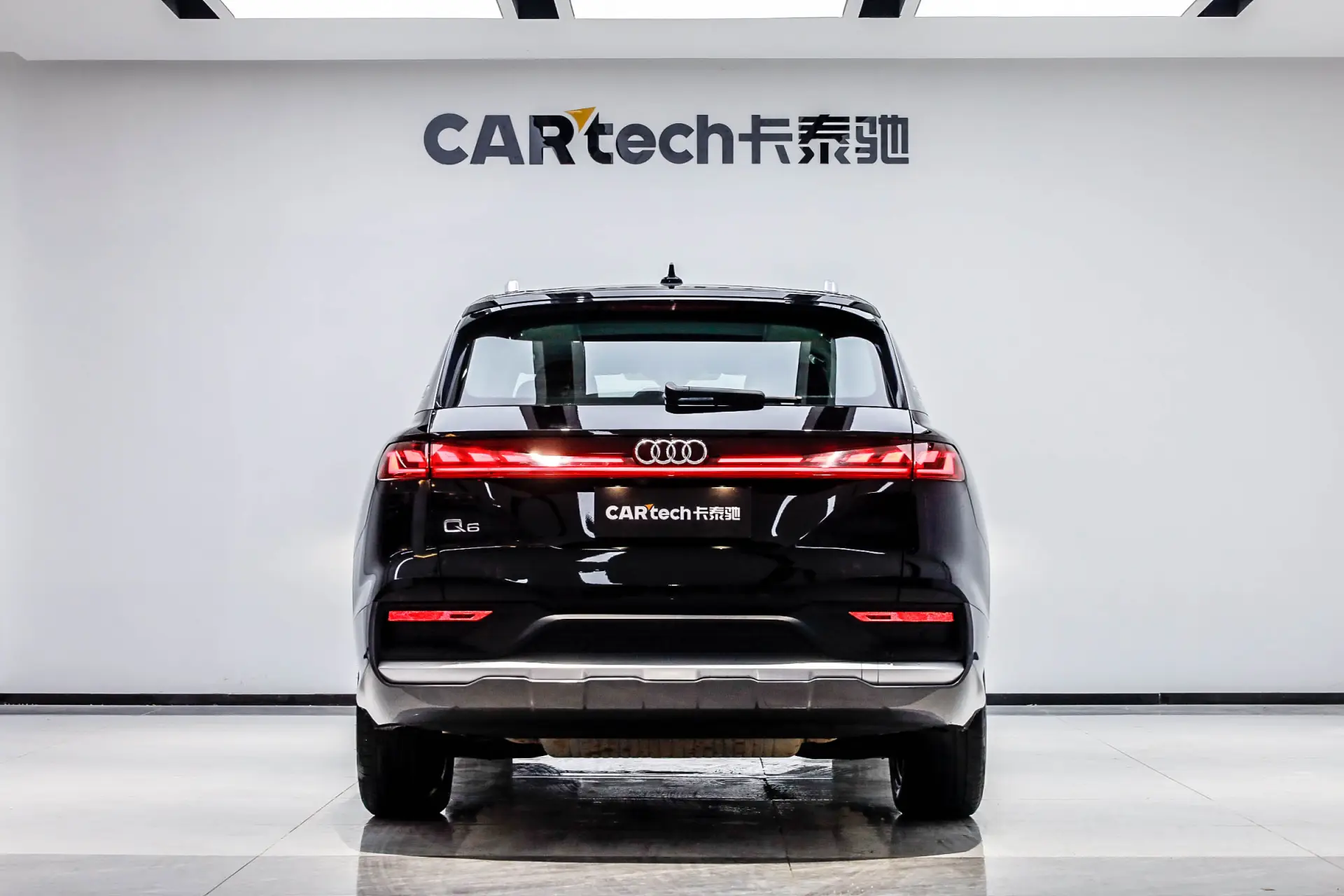 Audi Q6 40 TFSI, 2024 4