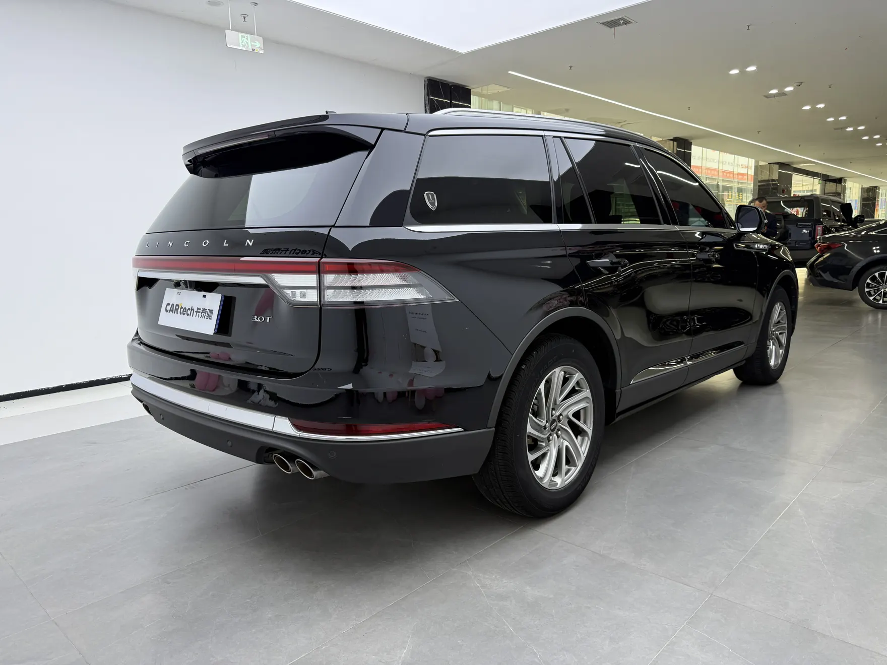 Lincoln Aviator, 2021 все фото