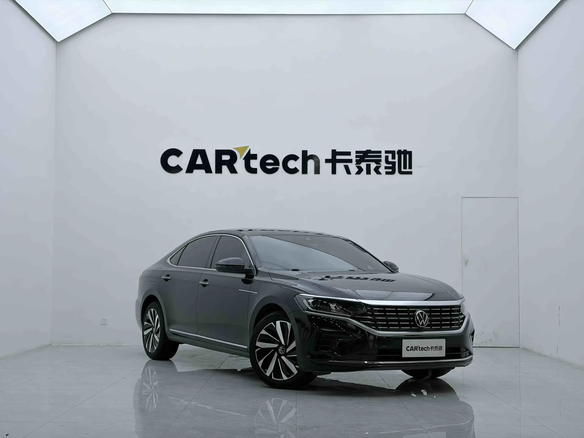 Volkswagen Passat, 2022 3