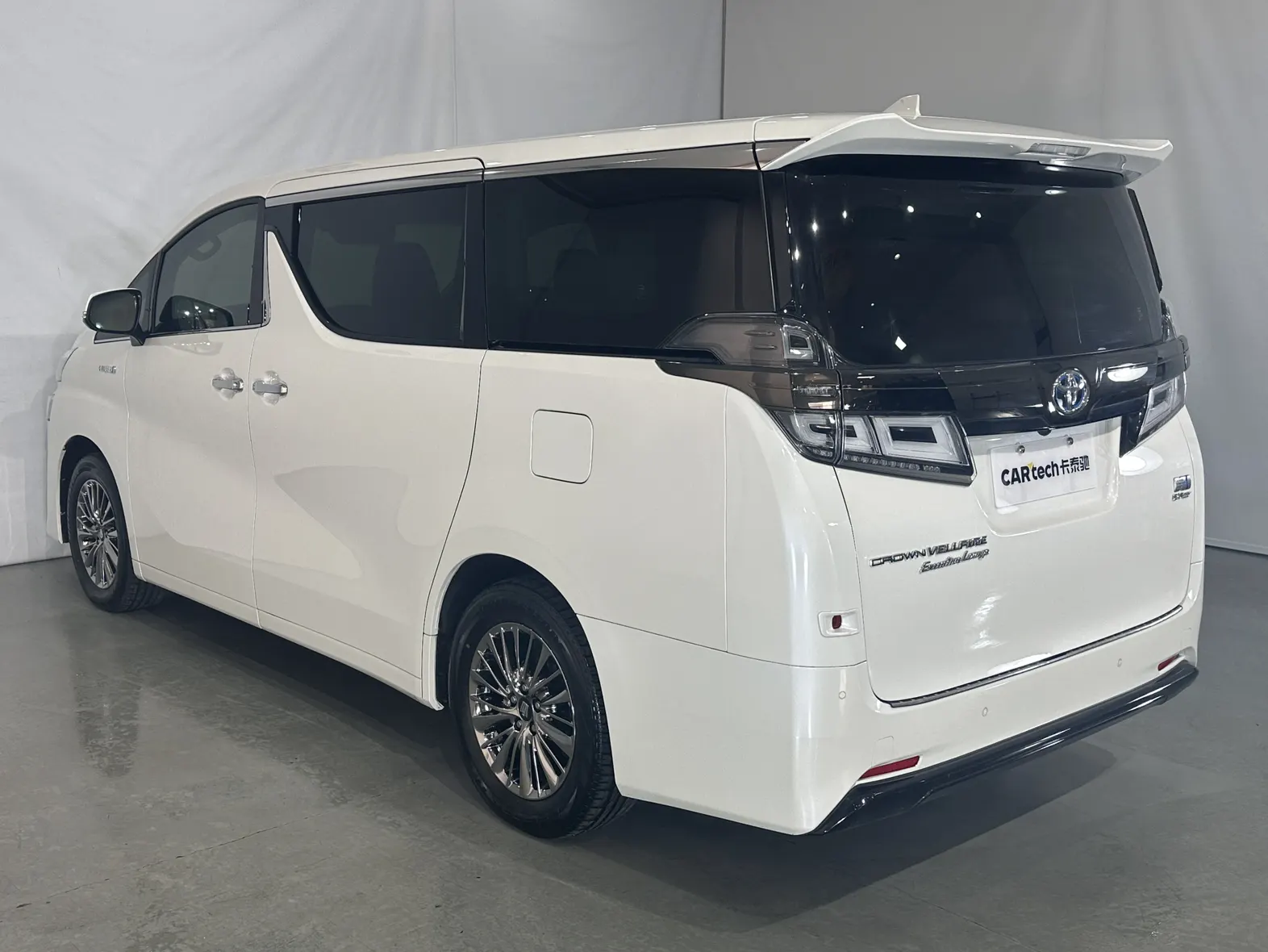 Toyota Alphard, 2023 7