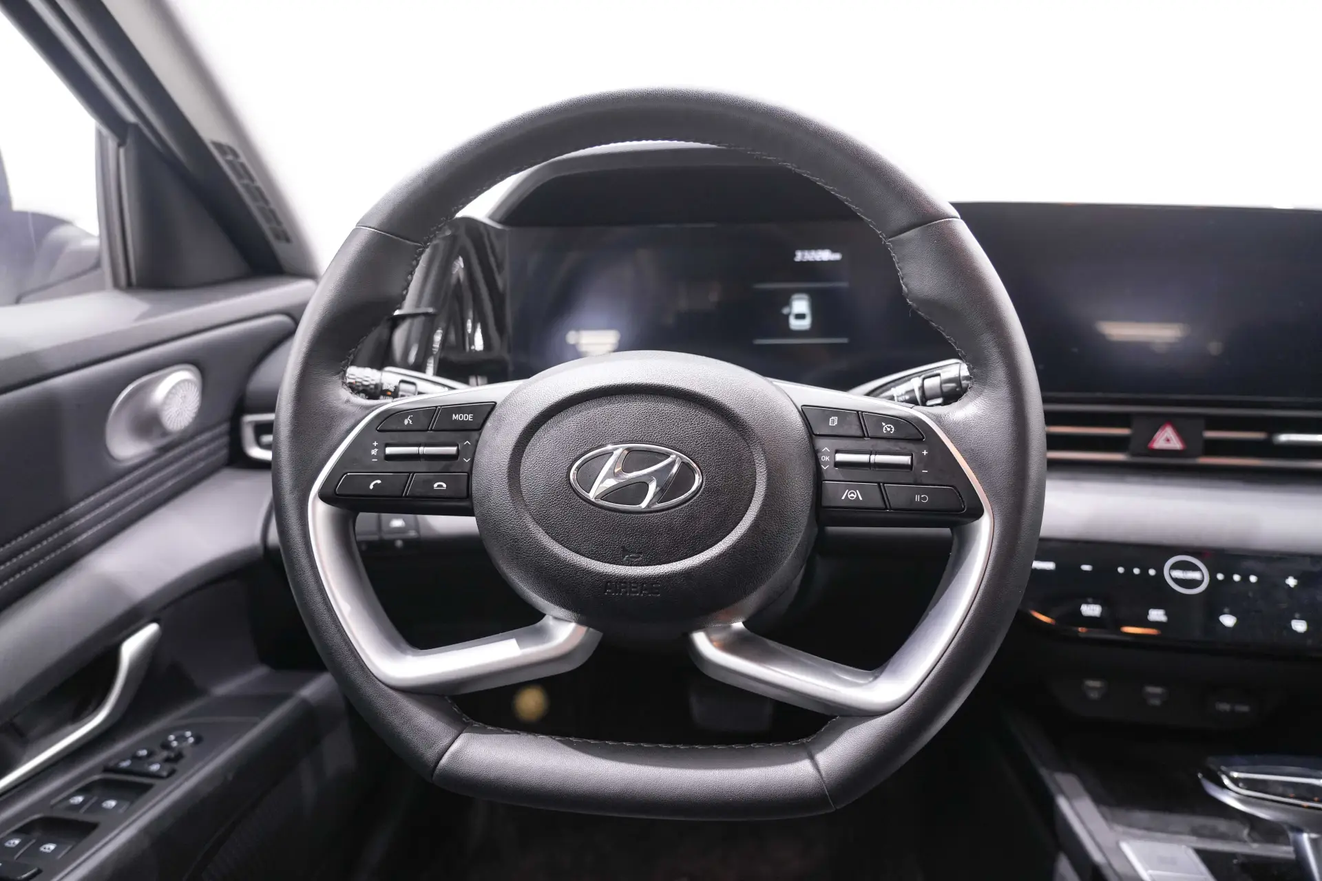 Hyundai Elantra, 2023 16