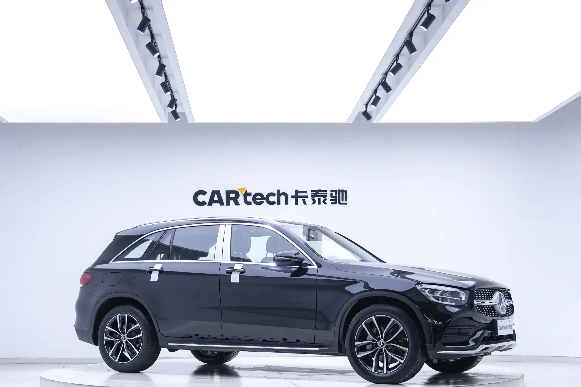 Mercedes-Benz GLC 260 L, 2022 13
