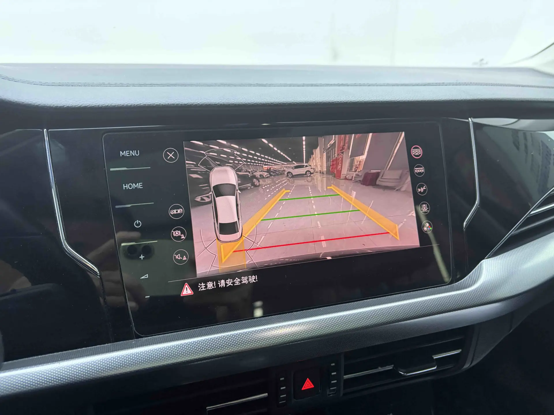 Volkswagen Passat, 2022 16