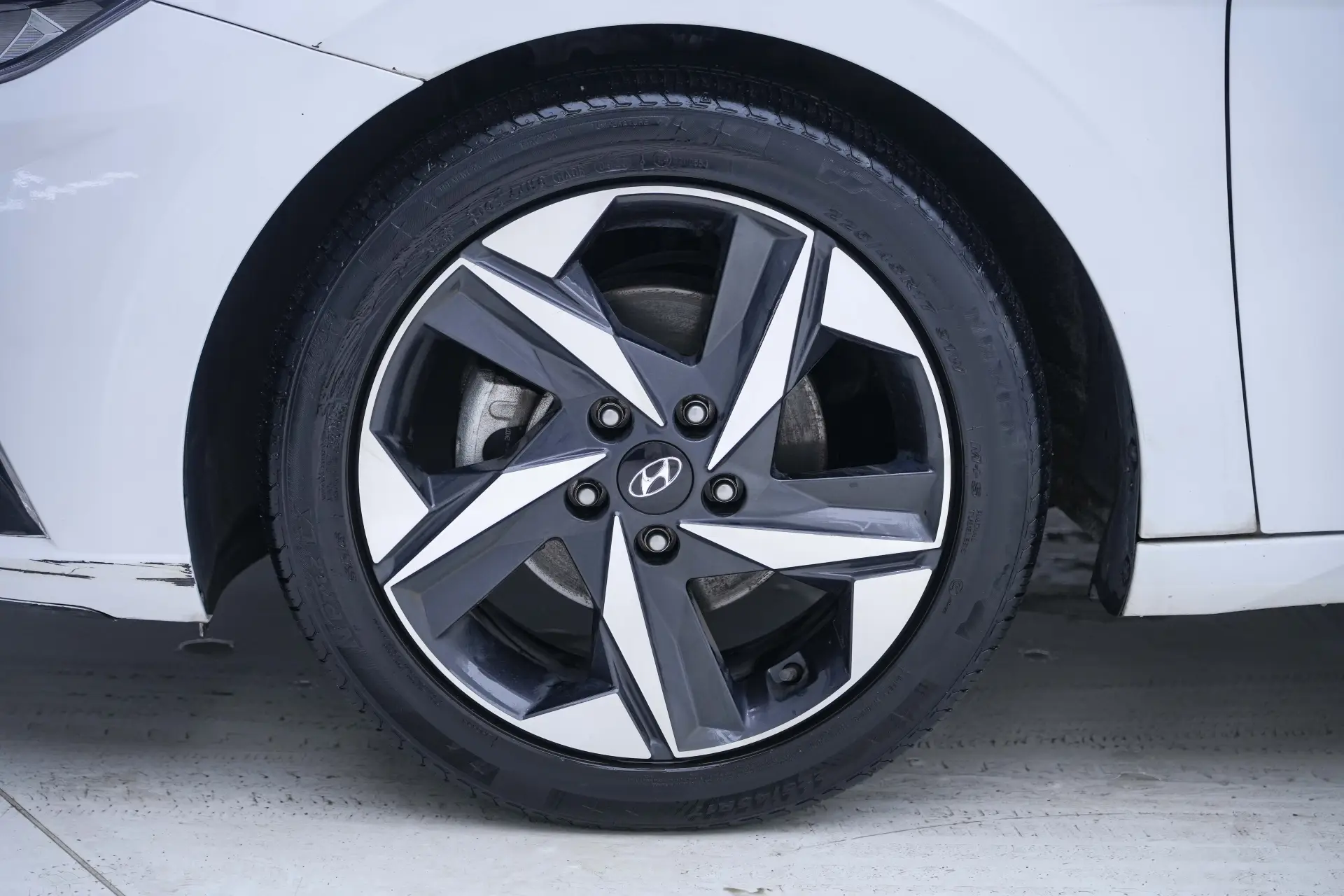 Hyundai Elantra, 2023 11