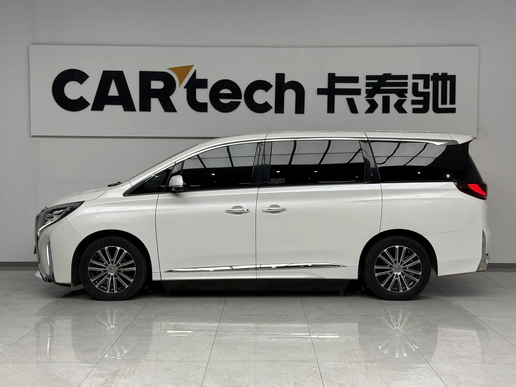 Trumpchi M8, 2021 4