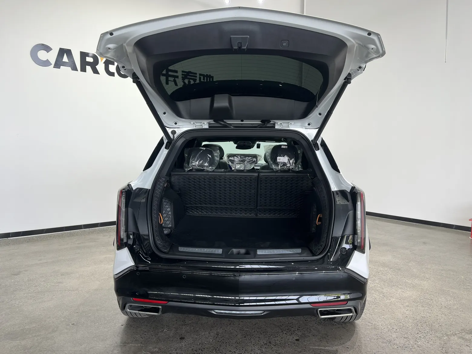 Cadillac XT5, 2025 10