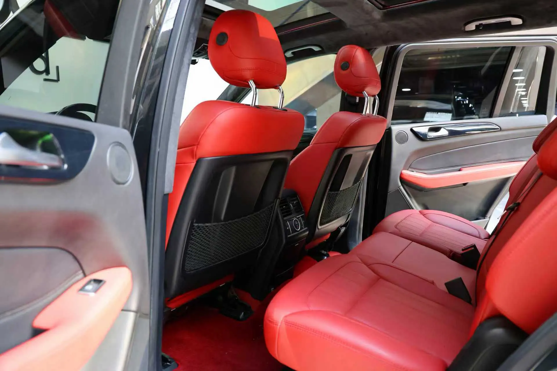 Mercedes-Benz GLS 450, 2017 14