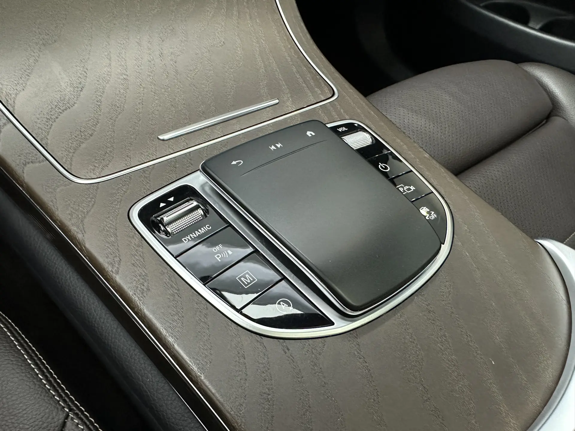 Mercedes-Benz GLC 300 L, 2022 18