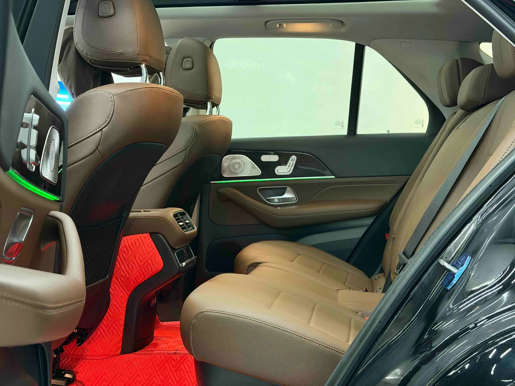 Mercedes-Benz GLE 350 4MATIC, 2024 13
