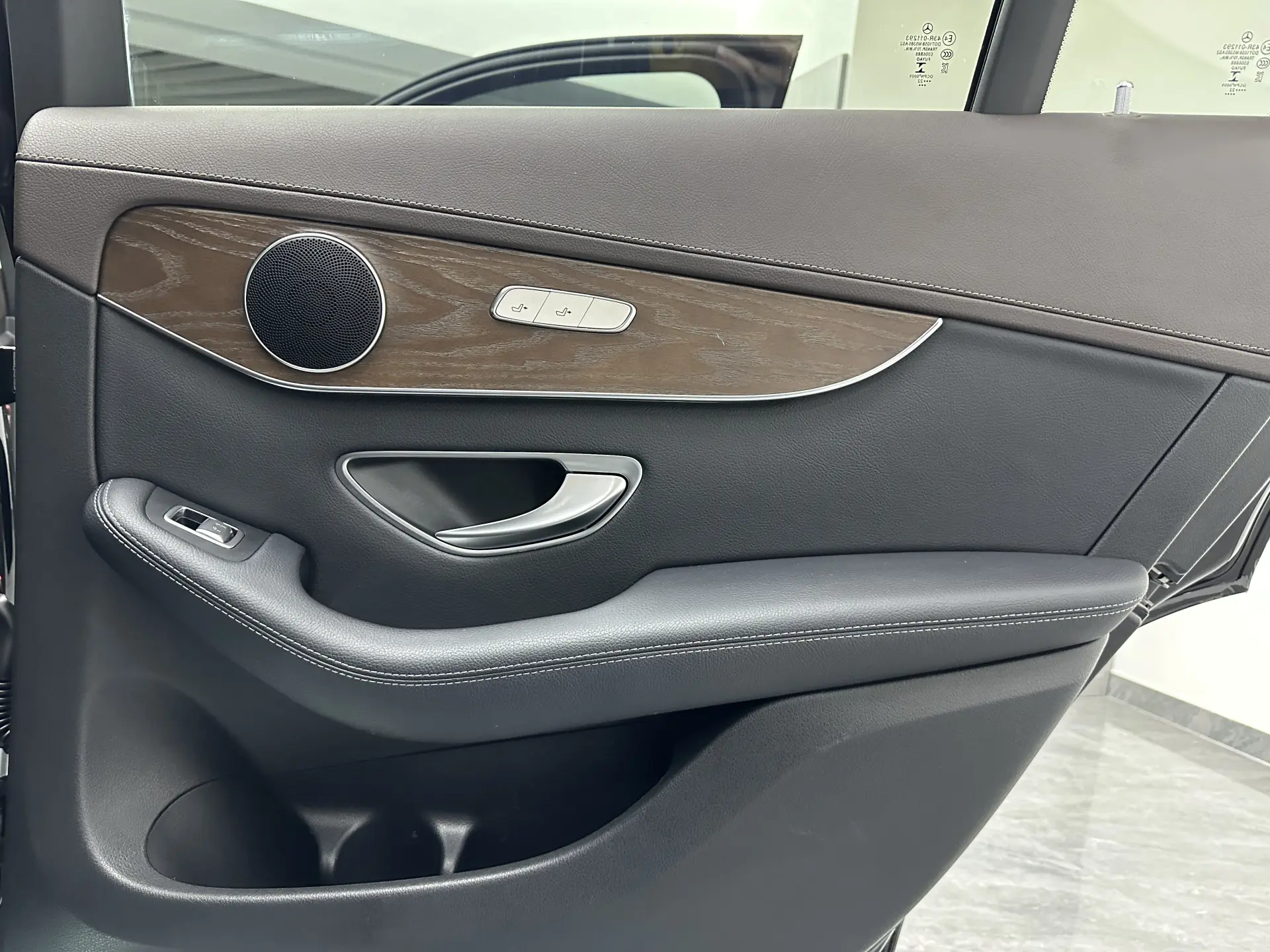 Mercedes-Benz GLC 300 L, 2022 26