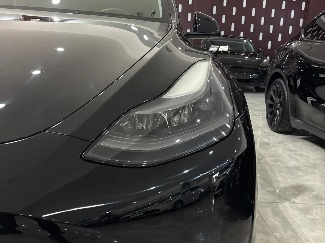 Tesla Model Y, 2021 9
