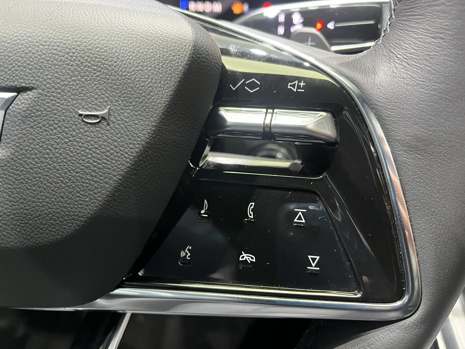 Cadillac XT5, 2025 21